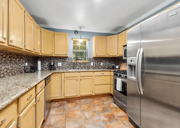 Sunnyside Retreat